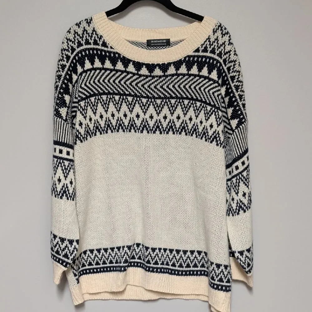 BloomChic Geometric Knit Sweater in Cream and Black